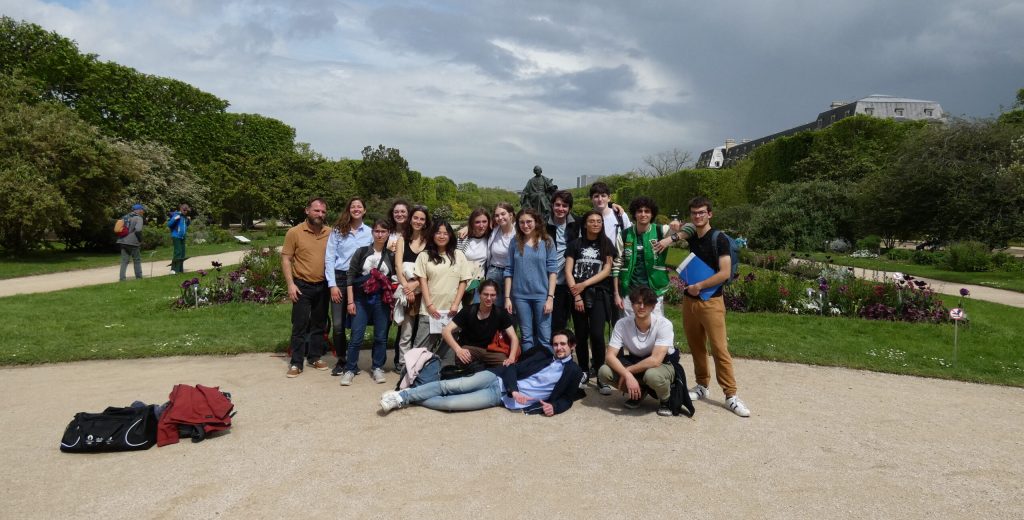 6 paris